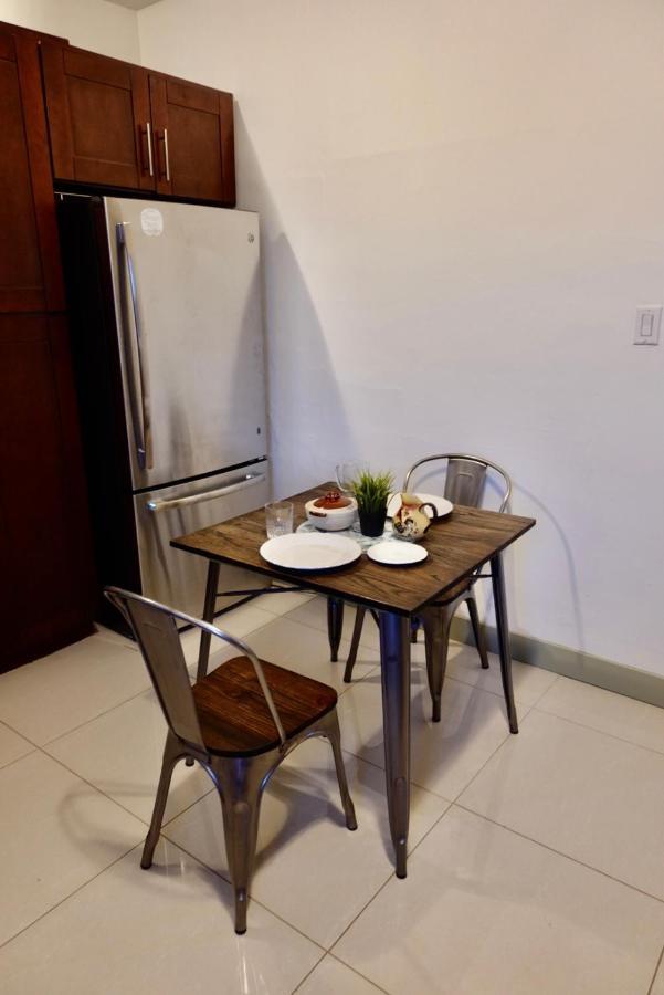 Private Room In A Shared House Vancouver Zewnętrze zdjęcie